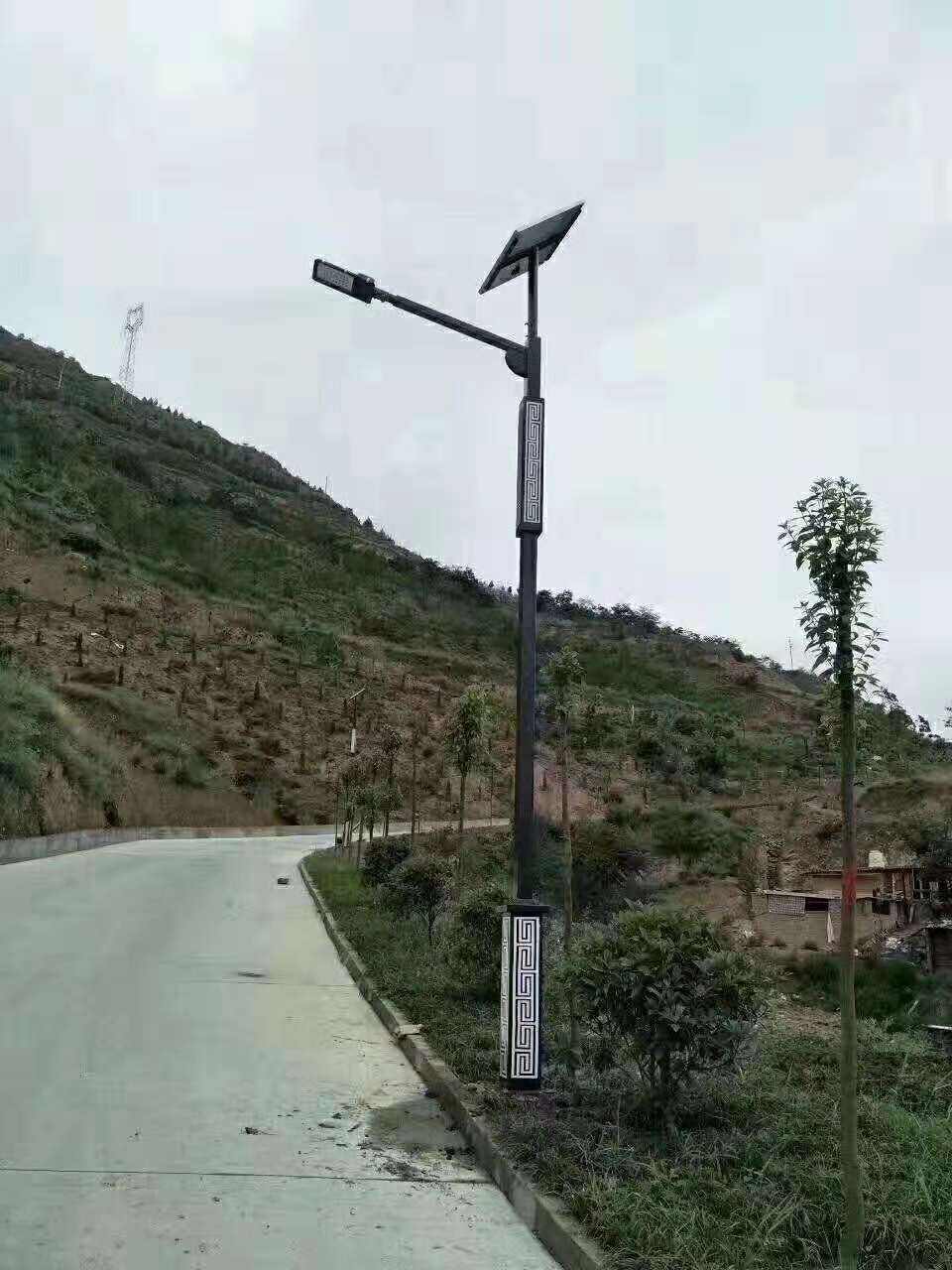 南阳仿古太阳能路灯